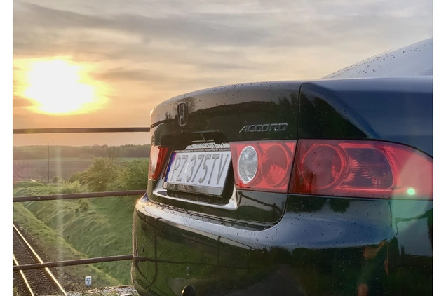 Honda Accord cena 21900 przebieg: 274690, rok produkcji 2005 z Człuchów małe 106